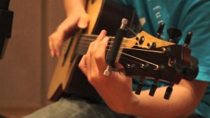 Trung tâm Gia sư dạy đàn Guitar tại tphcm